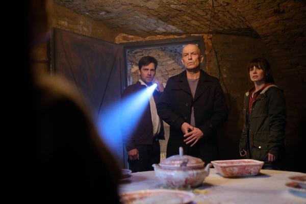 Bild 1 von 11: (v.l.n.r.) Ben Kohler (Stefan Pohl); Maarten S. Sneijder (Raymond Thiry); Sabine Nemez (Josefine Preuß)