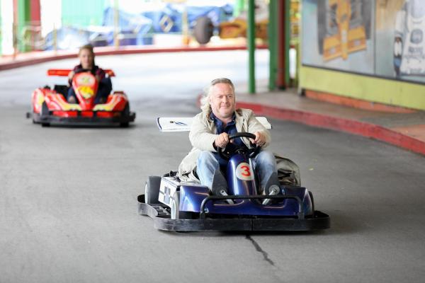 Bild 1 von 27: Im Bild: Lilian Klebow (Penny Lanz), Gregor Seberg (Helmuth Nowak).