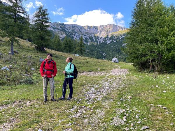 Bild 1 von 15: Im Bild: Hanno Waldner und Stefanie Früholz auf der Rax.