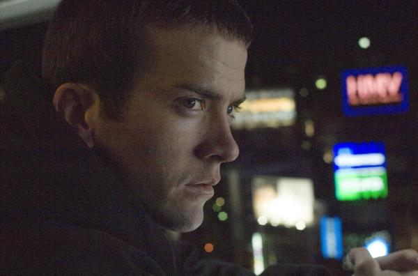 Bild 1 von 9: Sean Boswell (Lucas Black) mag schnelle Autos und illegale Straßenrennen. Genau aus diesem Grund ist er auch schon mehrfach mit der Polizei in Berührung gekommen ...