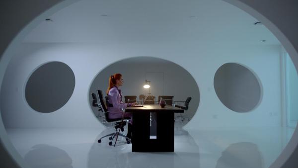 Bild 1 von 13: Ms. Wilhemina Venable (Sarah Paulson)