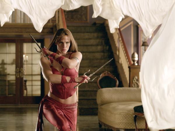 Bild 1 von 3: Elektra (Jennifer Garner) wird erneut in einen Kampf verwickelt.