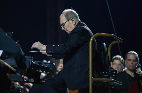 Bild 1 von 4: Ennio Morricone schrieb avantgardistische Konzertmusik, Avantgarde-Jazz, elektronische Musik und sogar Variationen von Popmusik.
