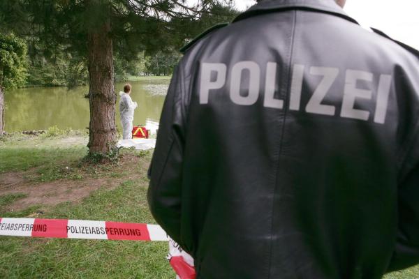 Bild 1 von 2: 