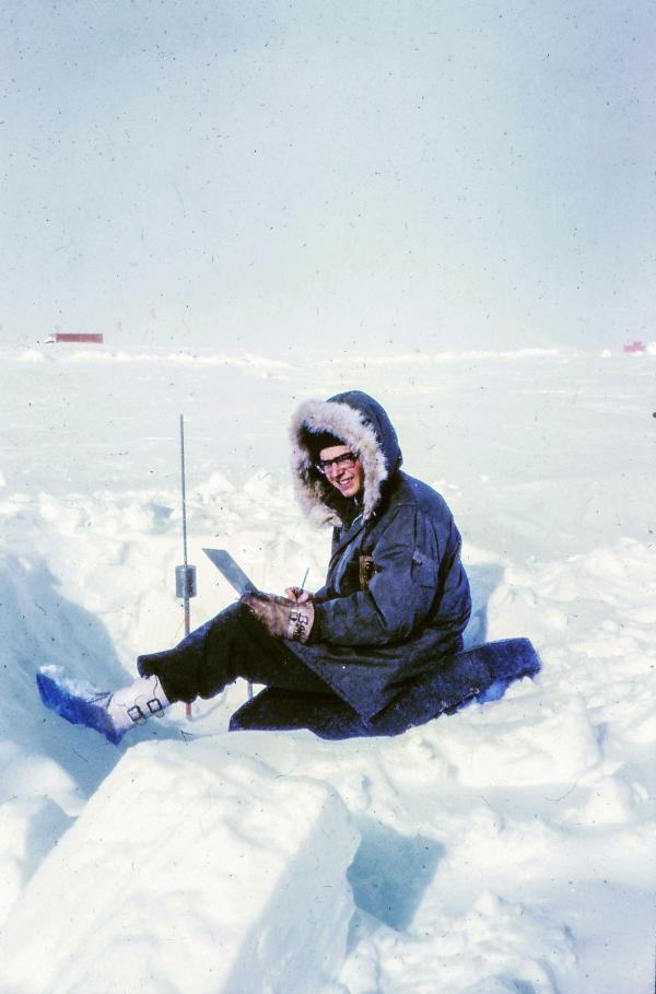 Bild 1 von 2: Der Abiturient und Pfadfinder Sören Gregersen kam 1960 als militärisch-technischer Assistent nach Camp Century und verbrachte den ersten Winter unter dem Eis.