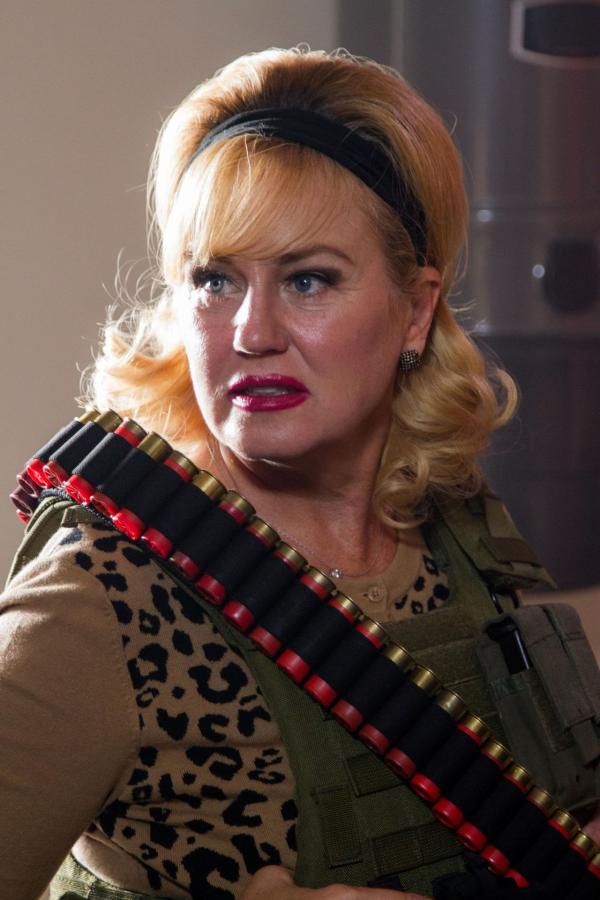Bild 1 von 4: Mary Smith (Kate Enggren)