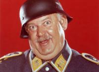 Ein Käfig voller Helden