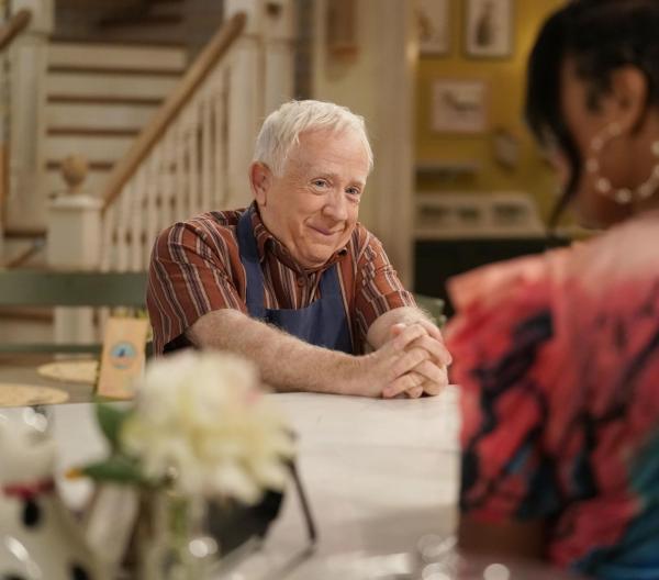 Bild 1 von 16: Phil (Leslie Jordan)