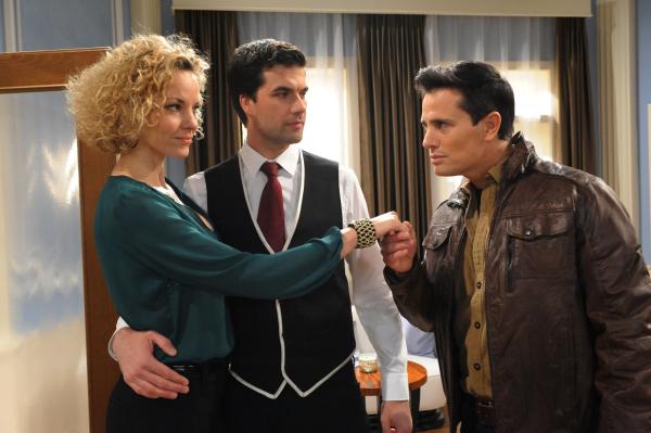 Bild 1 von 10: (v.l.n.r.) Natascha (Melanie Wiegmann); Konstantin (Moritz Tittel); Thiago (Alfonso Losa)