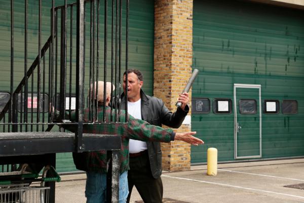 Bild 1 von 3: Mit seinen Gegnern macht Anthony Cassos kurzen Prozess: Seine Lieblingswaffe bringt ihm den Spitznamen \