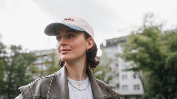 Bild 1 von 1: Hauptprotagonistin, Yanni Gentsch.