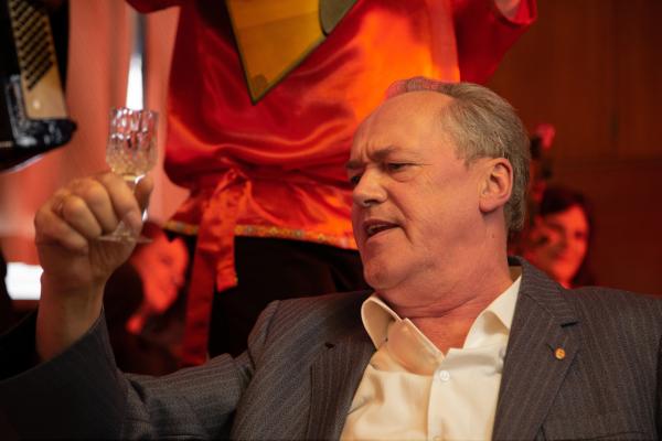 Bild 1 von 6: \