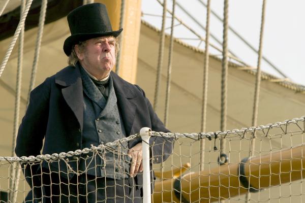 Bild 1 von 6: Der britische Maler William Turner (Timothy Spall) fand auf See Inspiration für seine zahlreichen Gemälde.