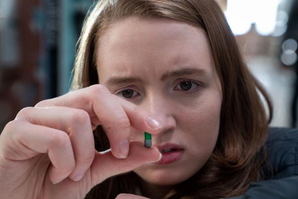 Bild 1 von 4: Chloe (Kiera Allen)
