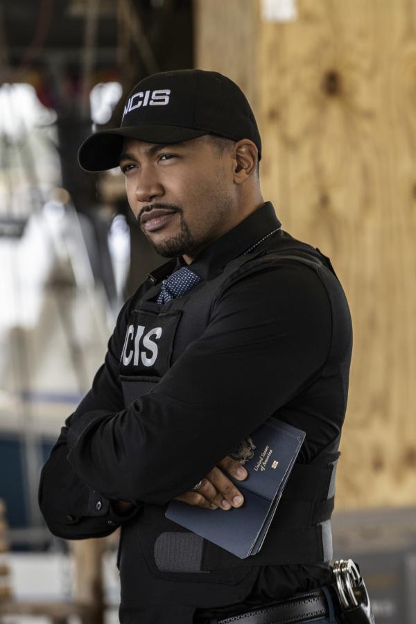 Bild 1 von 11: Special Agent Quentin Carter (Charles Michael Davis)