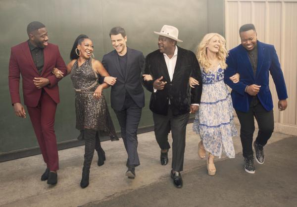 Bild 1 von 14: (2. Staffel) - (v.l.n.r.) Malcolm Butler (Sheaun McKinney); Tina Butler (Tichina Arnold); Dave Johnson (Max Greenfield); Calvin Butler (Cedric the Entertainer); Gemma Johnson (Beth Behrs); Marty Butler (Marcel Spears)