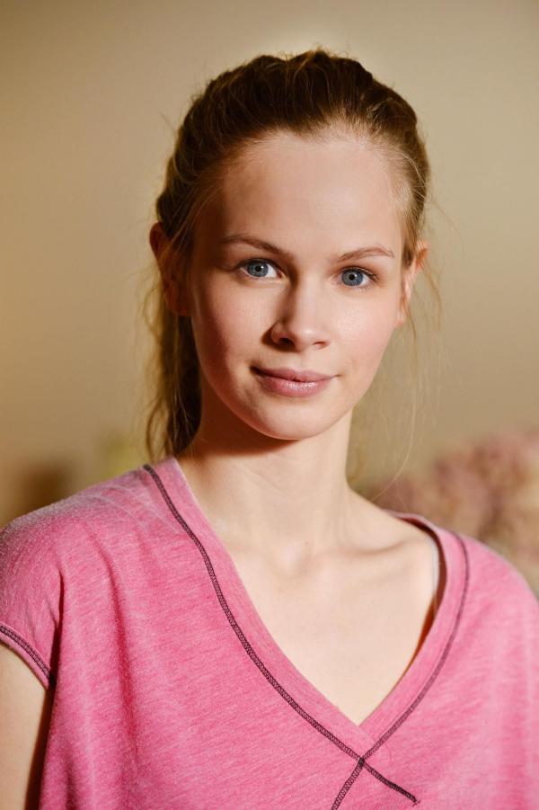 Bild 1 von 17: (2. Staffel) - Emilia Bernsdorf schlüpft in der Sketch-Comedy \