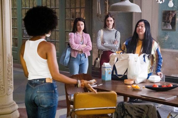 Bild 1 von 15: Im Bild (v.li.): Zuri Adele (Malika Williams), Cierra Ramirez (Mariana Adams Foster), Maia Mitchell (Callie Adams Foster), Sherry Cola (Alice Kwan).