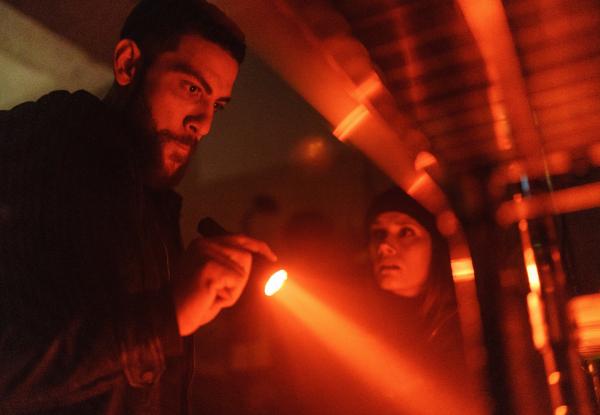 Bild 1 von 8: Special Agent Omar Adom 'OA' Zidan (Zeeko Zaki, l.); Special Agent Maggie Bell (Missy Peregrym, r.)