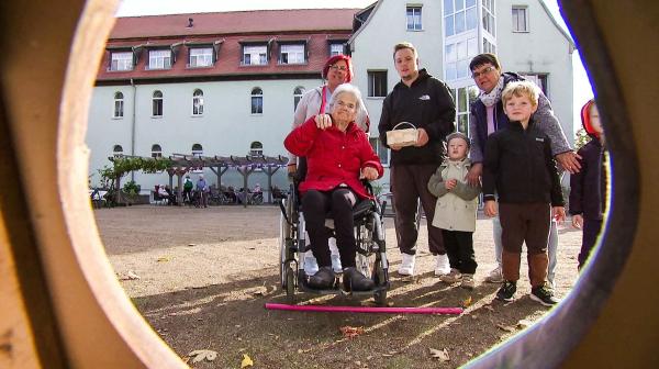 Bild 1 von 3: 