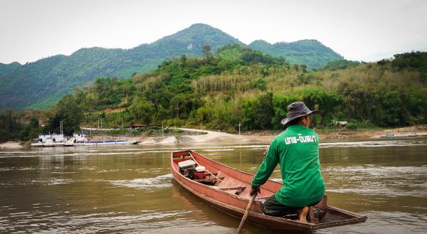 Bild 1 von 1: Fischer auf dem Mekong.
