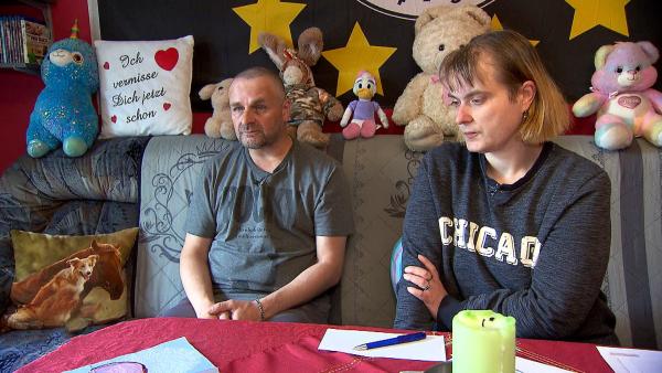 Bild 1 von 1: In Hamburg müssen sich Jessica (40) und Olaf (55) unterdessen erneut ums Geld streiten: Nach einer doppelten Mietzahlung fordern sie von ihrer Hausverwaltung 600 Euro zurück.