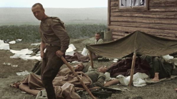 Bild 1 von 3: Drei Millionen sowjetische Soldaten kamen in deutscher Kriegsgefangenschaft ums Leben.
