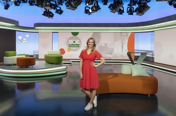 Bild 1 von 3: Moderatorin Julia Fischer.