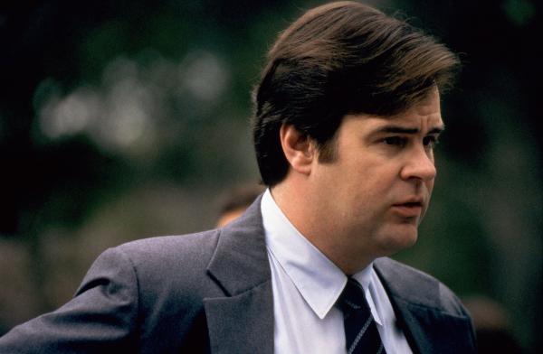 Bild 1 von 8: In seinem Job gibt's nichts zu lachen: Bestattungsunternehmer Harry (Dan Aykroyd) nimmt das Leben nicht von der leichten Seite ...