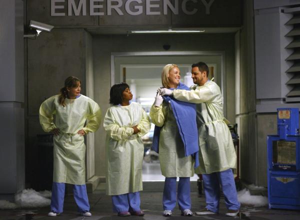 Bild 1 von 43: Während in Seattle bereits der erste Schneefall einsetzt, wartet die Belegschaft des \