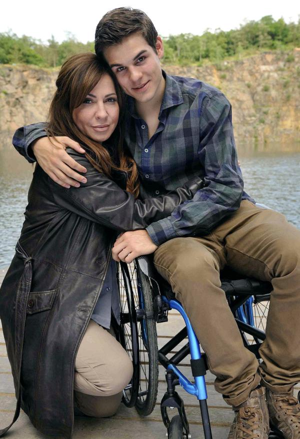 Bild 1 von 3: 