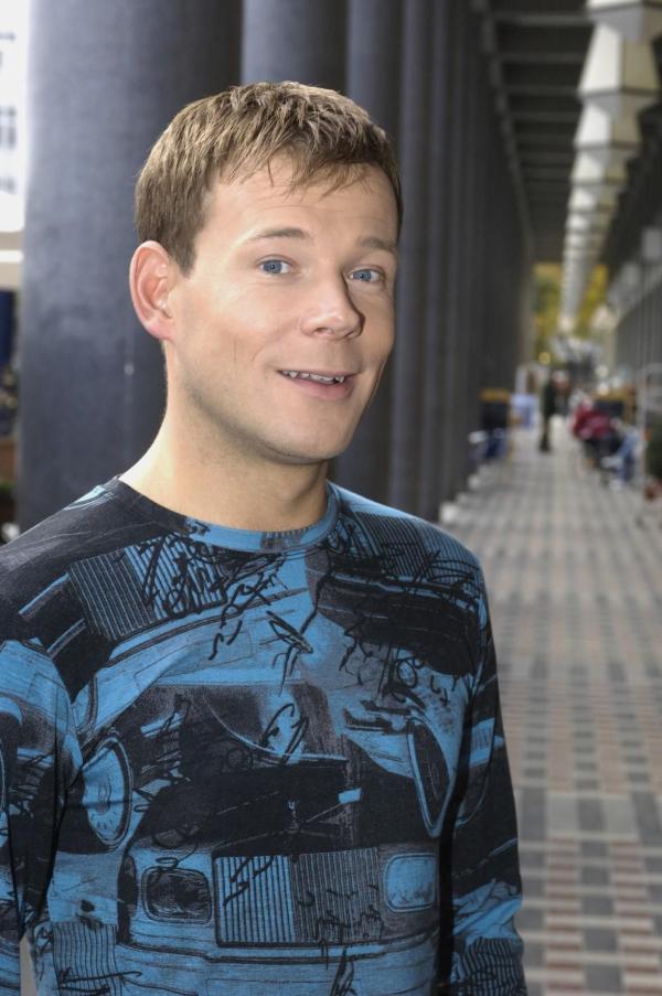 Bild 1 von 10: Mit Mathias Schlung ist die WG der DREISTEN DREI komplett ...