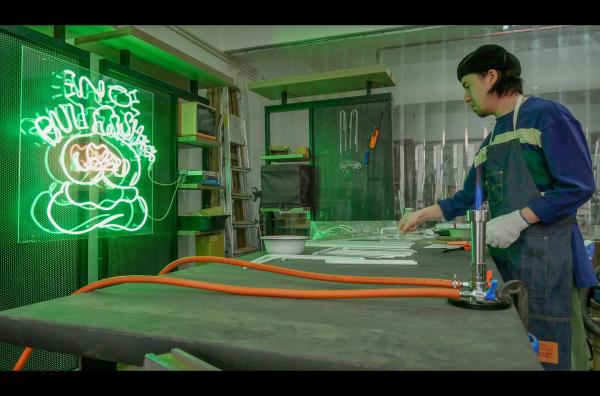 Bild 1 von 6: Hongkongs Neonreklamen sind legendär. Doch das Handwerk der Neonmeister stirbt aus.