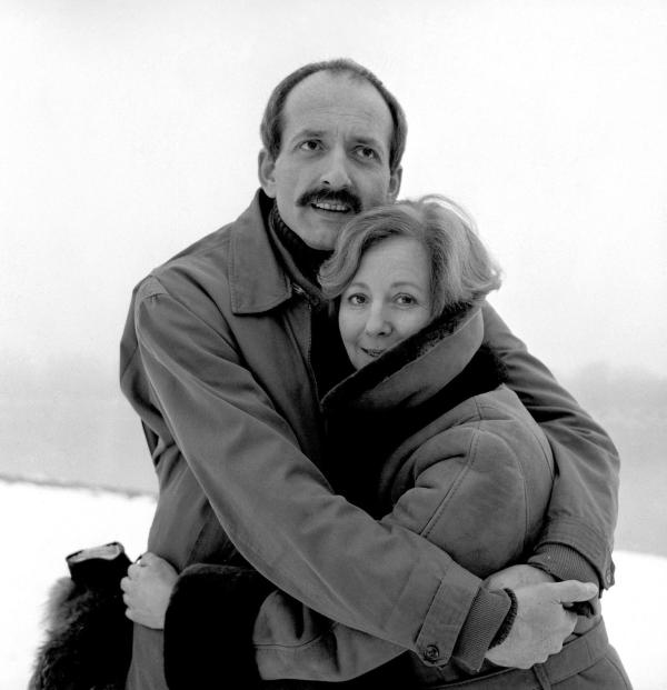 Bild 1 von 12: Im Bild: Peter Vogel (Kottan), Bibiana Zeller (Frau Kottan).