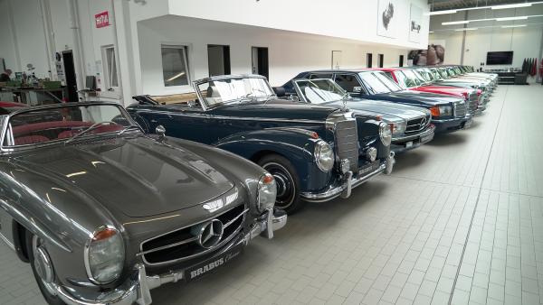 Bild 1 von 2: Brabus Classic in Bottrop hat sich auf die Restauration von Oldtimern spezialisiert. In monatelanger Handarbeit werden die Klassiker bis ins letzte Detail in ihren Ursprungszustand versetzt.