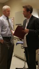 Hugh Laurie in: Dr. House