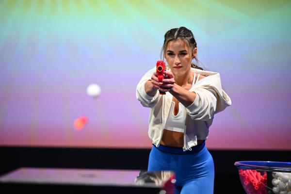 Bild 1 von 24: Sarah Engels