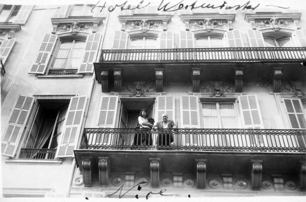 Bild 1 von 5: Nach dem Zweiten Weltkrieg reisten die Beckmanns umgehend nach Frankreich an die geliebte Côte d'Azur und logierten im besten Hotel am Platz.