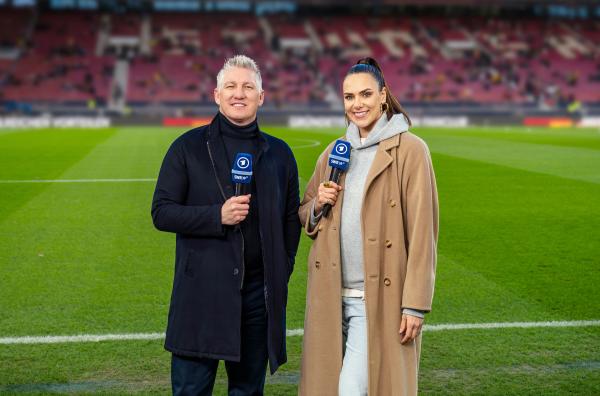 Bild 1 von 1: Bastian Schweinsteiger und Esther Sedlaczek