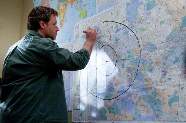 Bild 1 von 21: Im Bild: Russell Crowe (John Brennan).