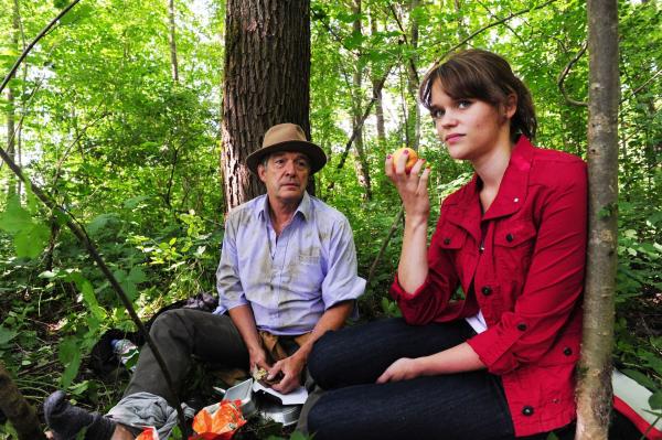 Bild 1 von 11: André (Joachim Lätsch, l.); Sabrina (Sarah Elena Timpe, r.)