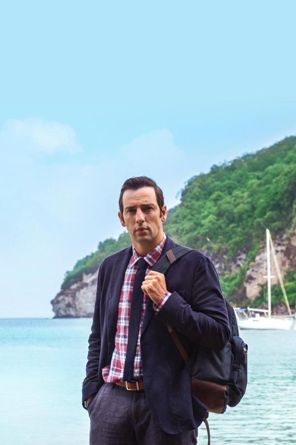 Bild 1 von 6: Im Bild: Ralf Little (DI Neville Parker).