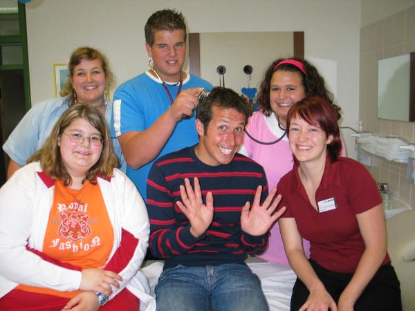 Bild 1 von 3: Willi beim Gesundheitscheck in der Klinik Hochried in Murnau. Hier haben alle das gleiche Ziel: abnehmen!