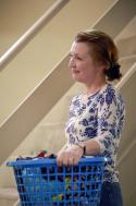 Lesley Manville in: Mum