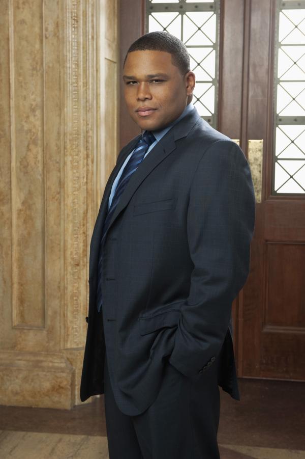 Bild 1 von 1: Anthony Anderson as Detective Kevin Bernard -- NBC