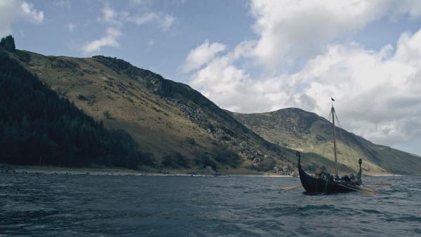 Bild 1 von 4: Im Jahr 985 n. Chr. fahren Wikinger bis nach Südgrönland, wo sie zwei Außenposten errichten.