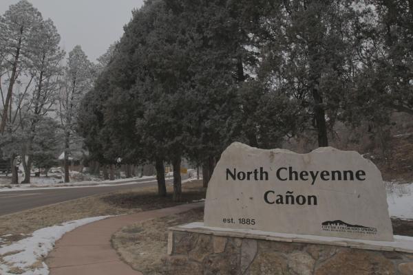 Bild 1 von 3: Ein Park-Ranger entdeckt in einem Bach die Leiche des Amateurboxers Corey Edge. Für Lt. Joe Kenda und seine Kollegen beginnt eine erbitterte Ermittlungsphase, die sie auch in die kriminelle Unterwelt führt ...