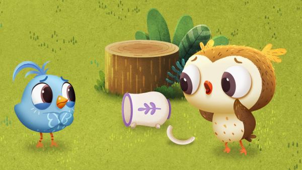 Bild 1 von 1: Doodle und Odo haben aus Versehen die Lieblingstasse der Campleiterin zerbrochen.© KiKA/Sixteen South & Letko - Honorarfreie Verwendung gemäß AGB im redaktionellen Zusammenhang mit genannter Sendung bei Nennung \