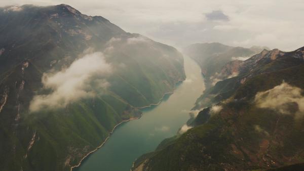 Bild 1 von 5: Der Jangtse ist mit rund 6.300 Kilometern der längste Fluss Chinas und der drittlängste Fluss der Welt.