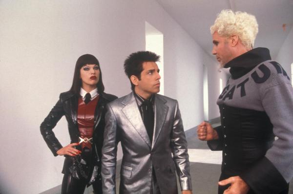 Bild 1 von 13: Eines Tages hat Modezar Mugato (Will Ferrell, r.) ein echtes Problem: Der Staatschef von Malaysia will die Kinderarbeit abschaffen. Doch wer schneidert dann die teuren Roben? Da kommt Mugato und seiner Assistentin Katinka (Milla Jovovich, l.) die glorreiche Idee, das Auslauf-Model Zoolander (Ben Stiller, M.) das Problem aus dem Weg räumen zu lassen ...